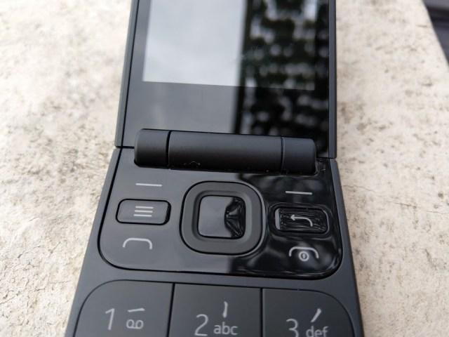 翻盖经典的回归:nokia 2720 flip 评测