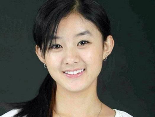 赵丽颖早期素颜生活照,一直美美哒