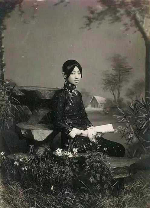 民国珍贵老照片,原来当时的女子和绝世名伶是这样的