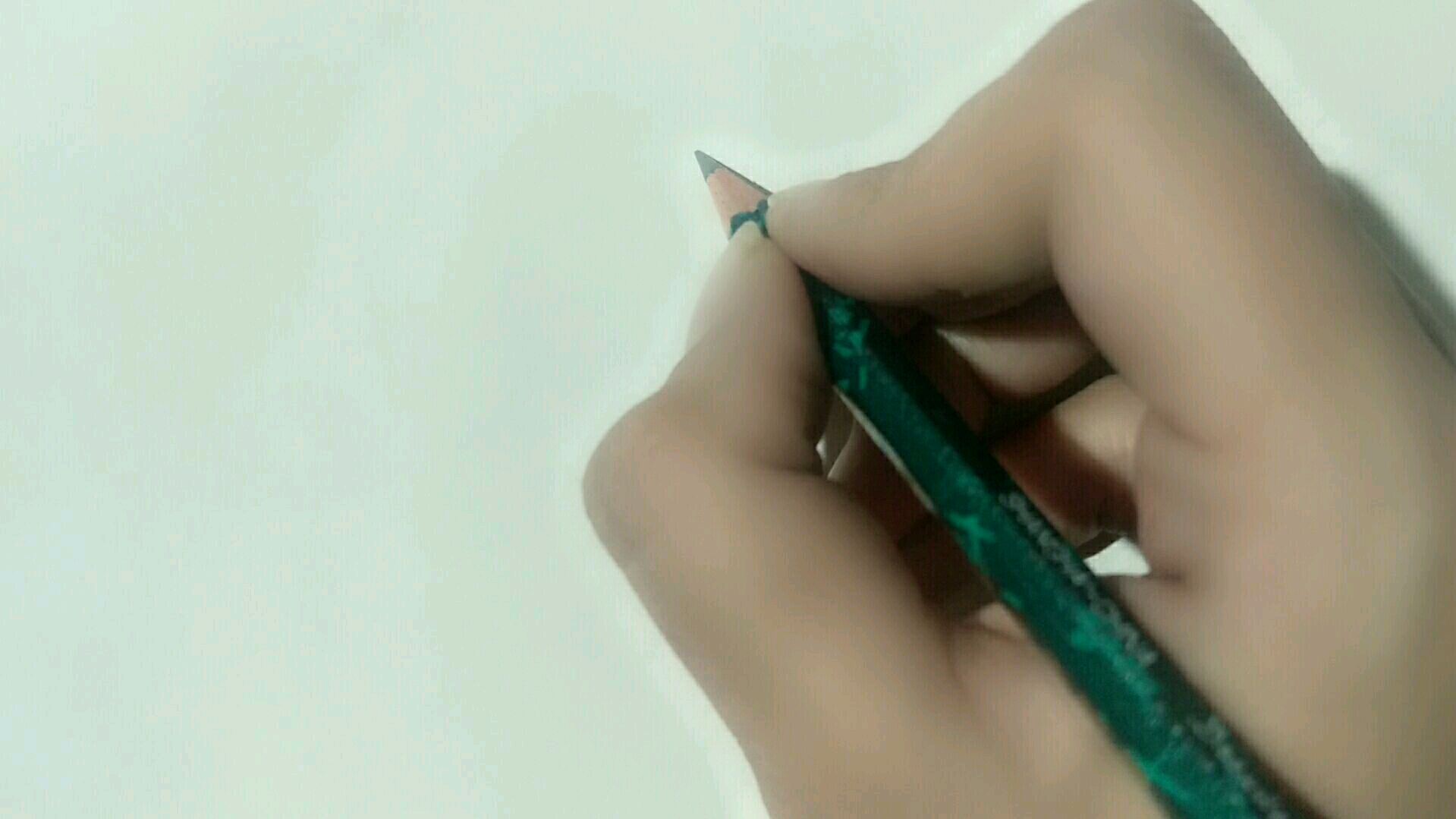手绘简笔画小姑娘