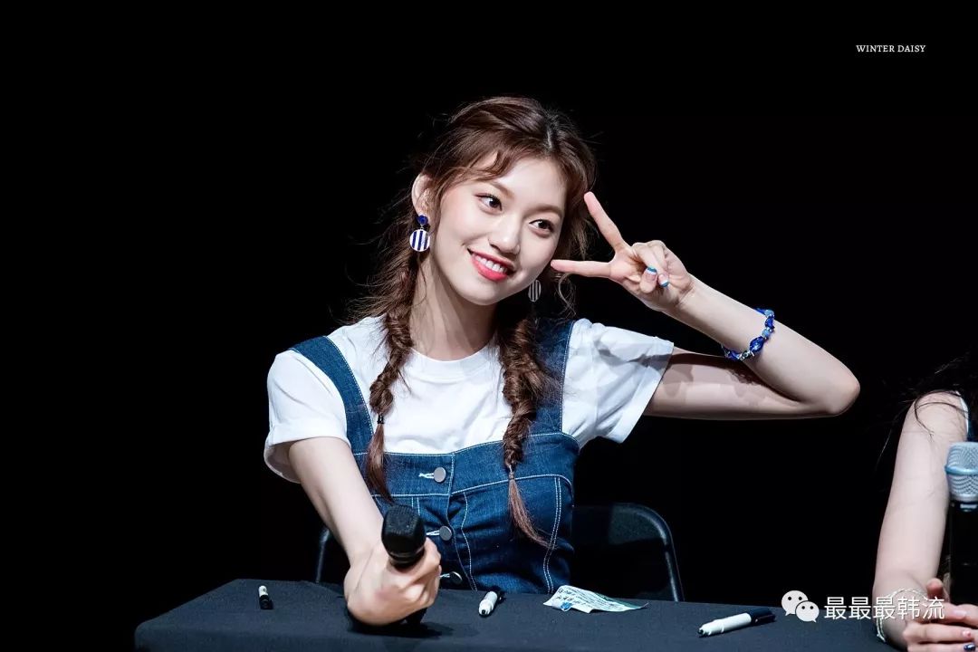 金度延,磪有情这才是真的公费谈恋爱!网友:竹马cp!要幸福呀!