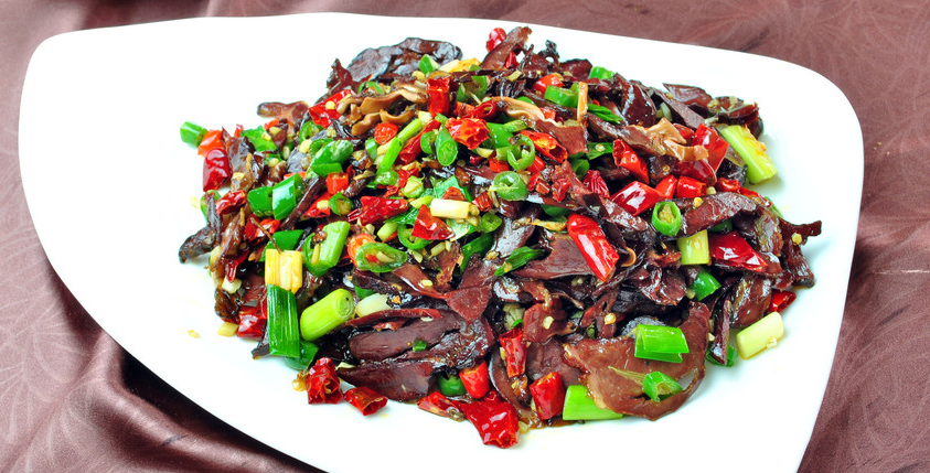 大家喜欢吃猪心吗?这样的猪心你们吃过吗?