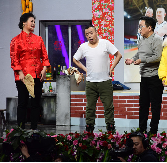 2019辽视春晚:潘长江,巩汉林表演小品《团圆饭》全场爆笑