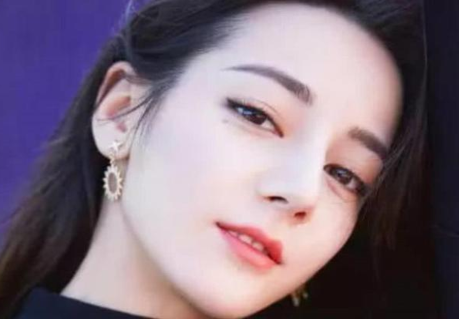 编剧钱晶晶惹众怒,网友:这样的剧本根本配不上迪丽热巴的演技!