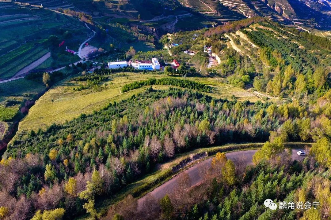 飞机上看会宁五七农场颜值就是高
