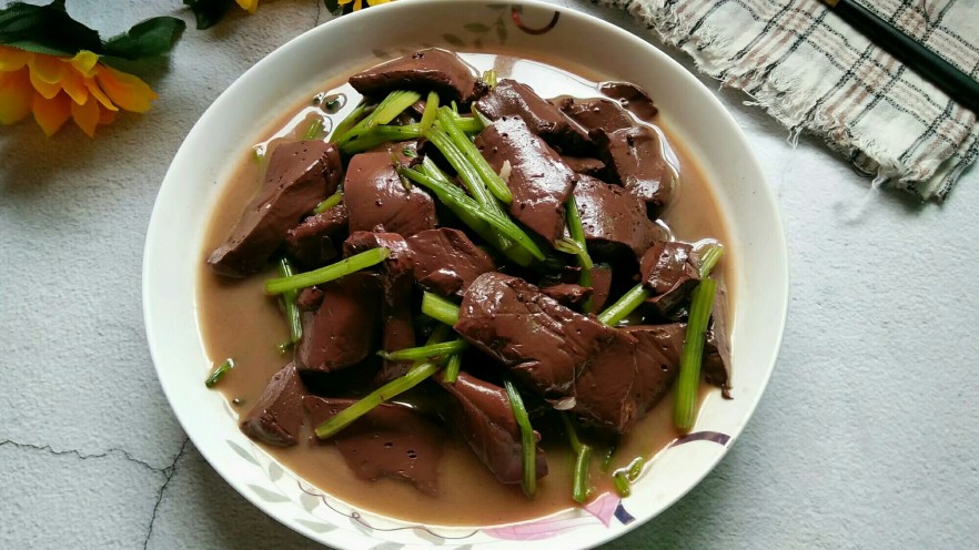 这菜女人别错过,一年四季都有,常吃脸色红润还不长肉!