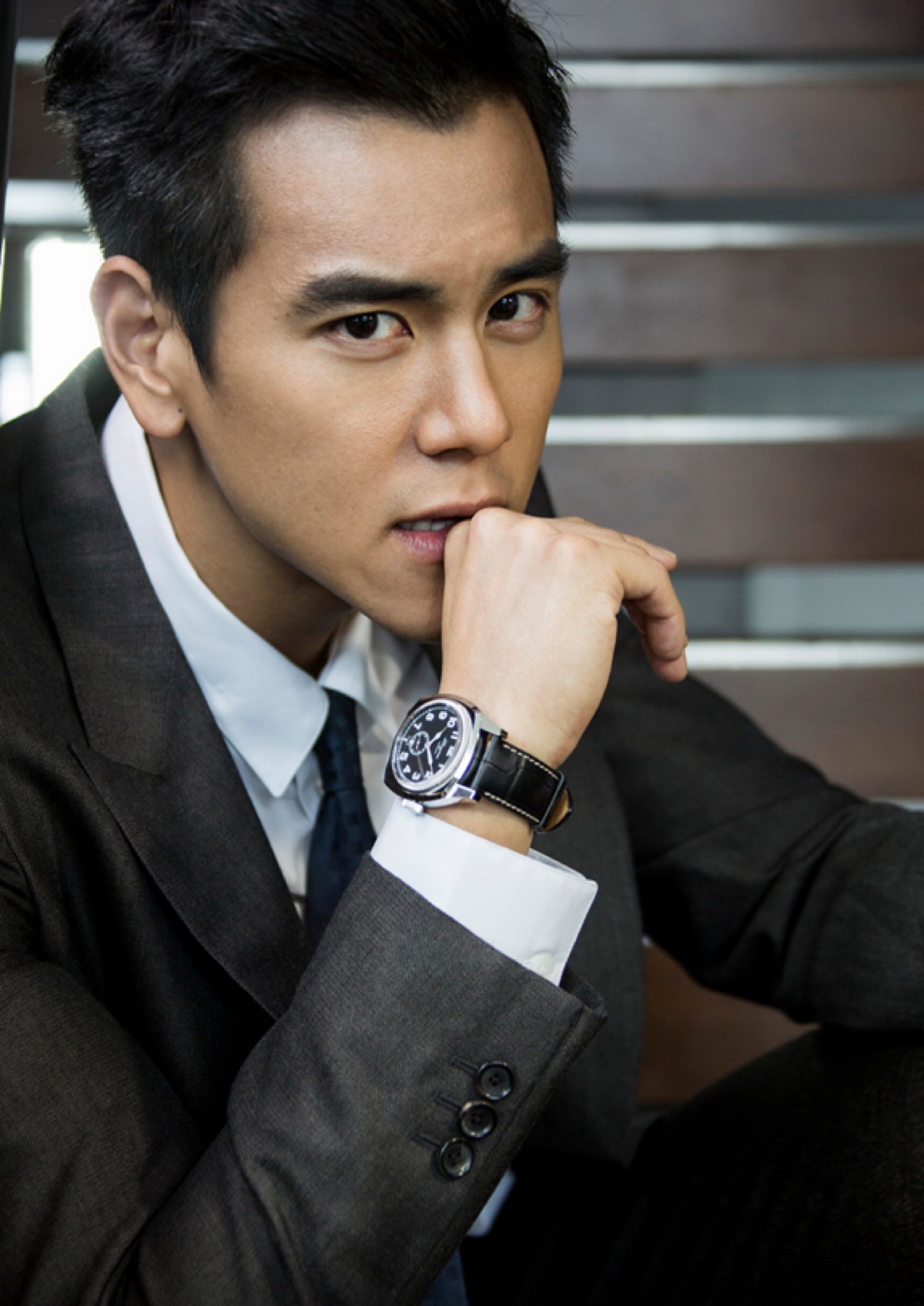 彭于晏首回应换座位问心无愧,姜文霸气护短,真是敢说!