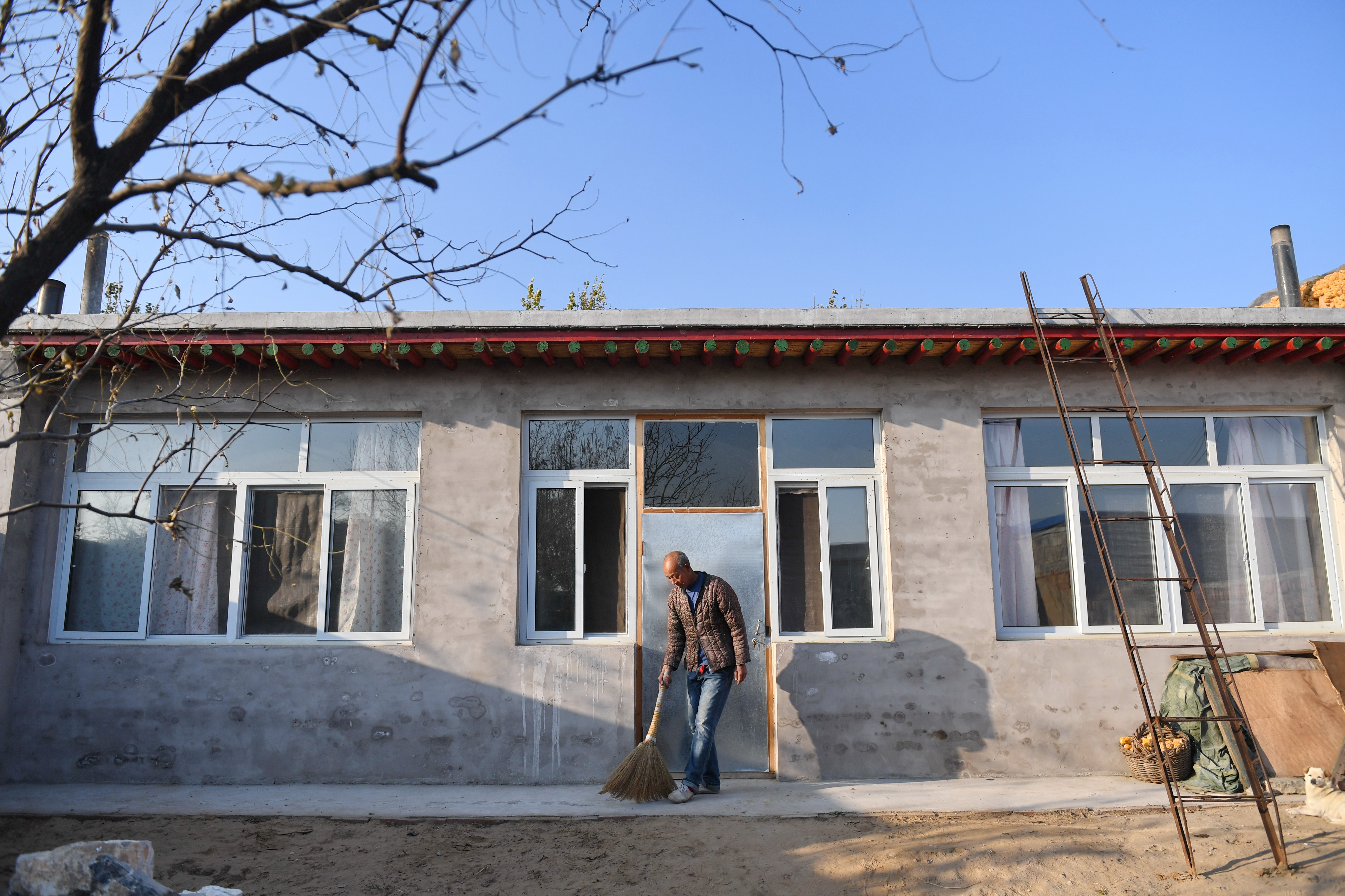 河北唐山:农村贫困户告别危房(1)