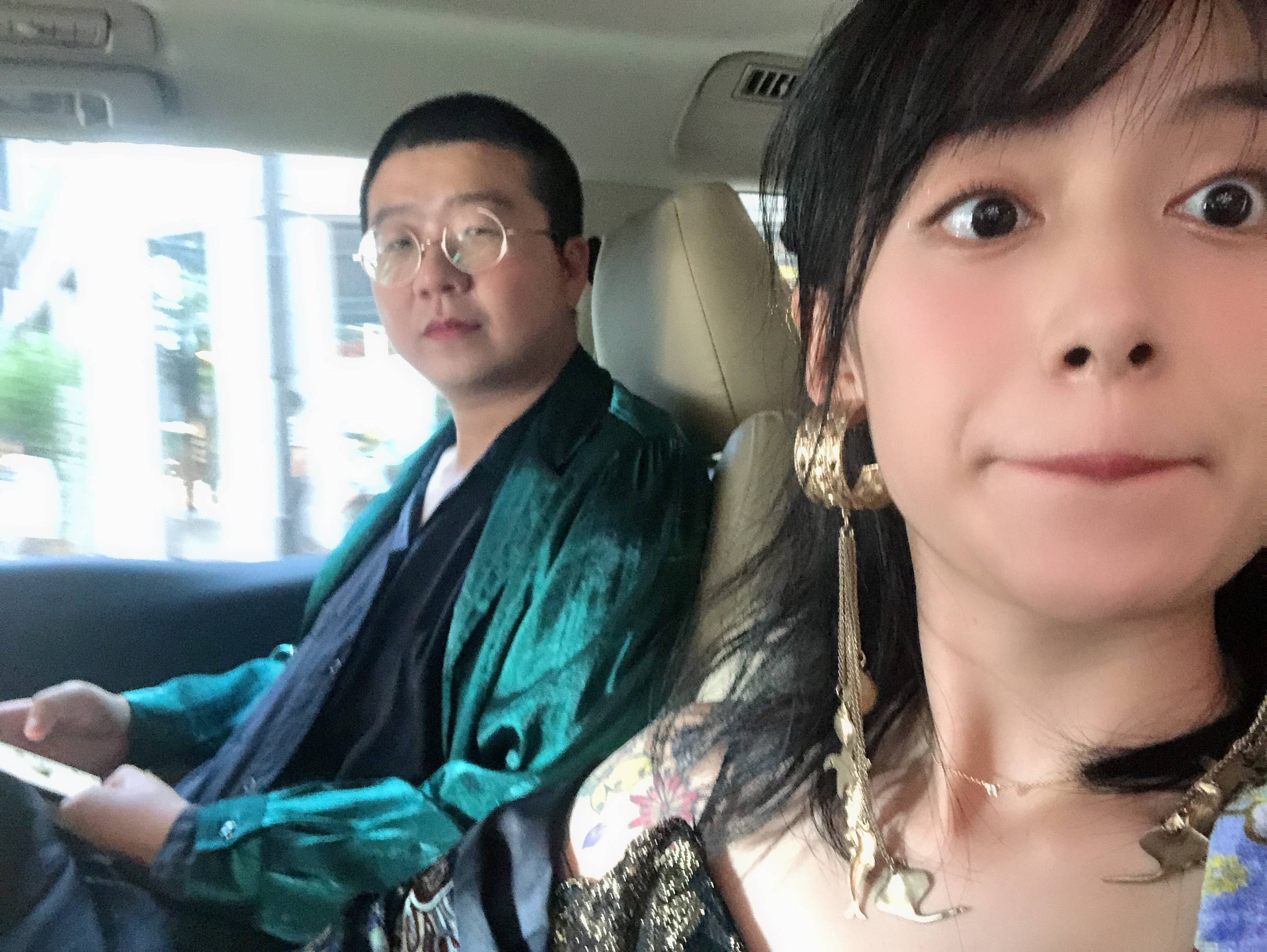李诞退出《野生厨房》?酒吧失态负面缠身,张韶涵的吐槽成真了?