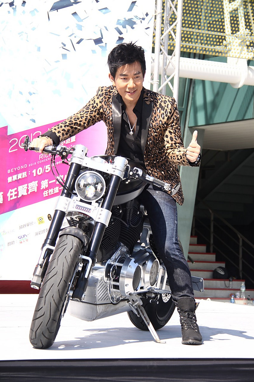 长假读书清单# 任贤齐,原名richie jen,1966年6月23日出生于台湾省