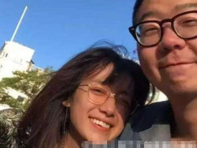 李诞老婆校园照曝光!真实素颜又黑又土,网友:辣眼睛!