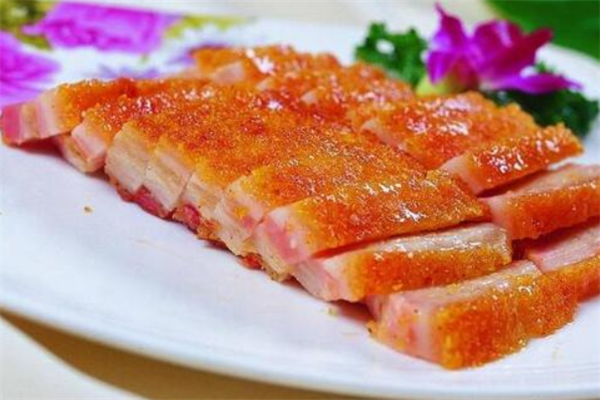 广式脆皮烧肉出道了,一块肉有三种口感,手把手教学,赶快学起来