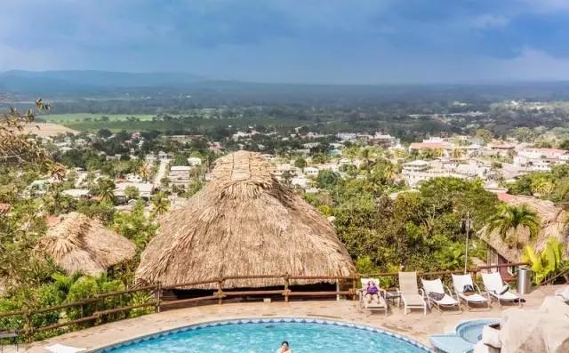 《台湾"断交潮"下一个会是谁?》之拥有"上帝之泪"的伯利兹