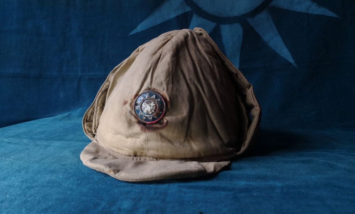 黄埔军校学员的军刀. 转载自百家号作者:娱史讲座