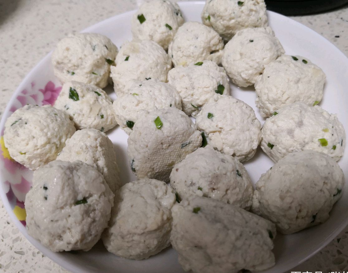 豆腐蒸丸子,卤汁豆腐丸子