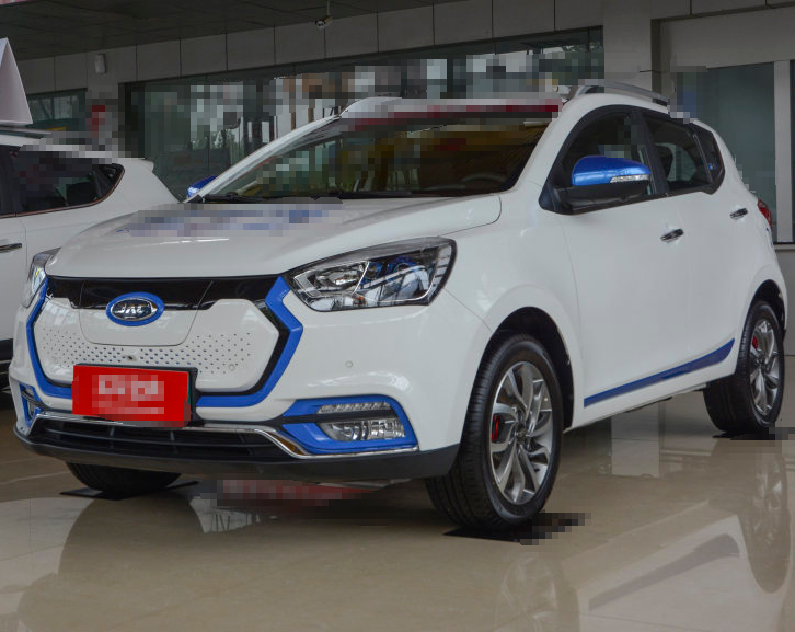 江淮iev7s,整个车的观感十分大气优雅,多重设计彰显个性!