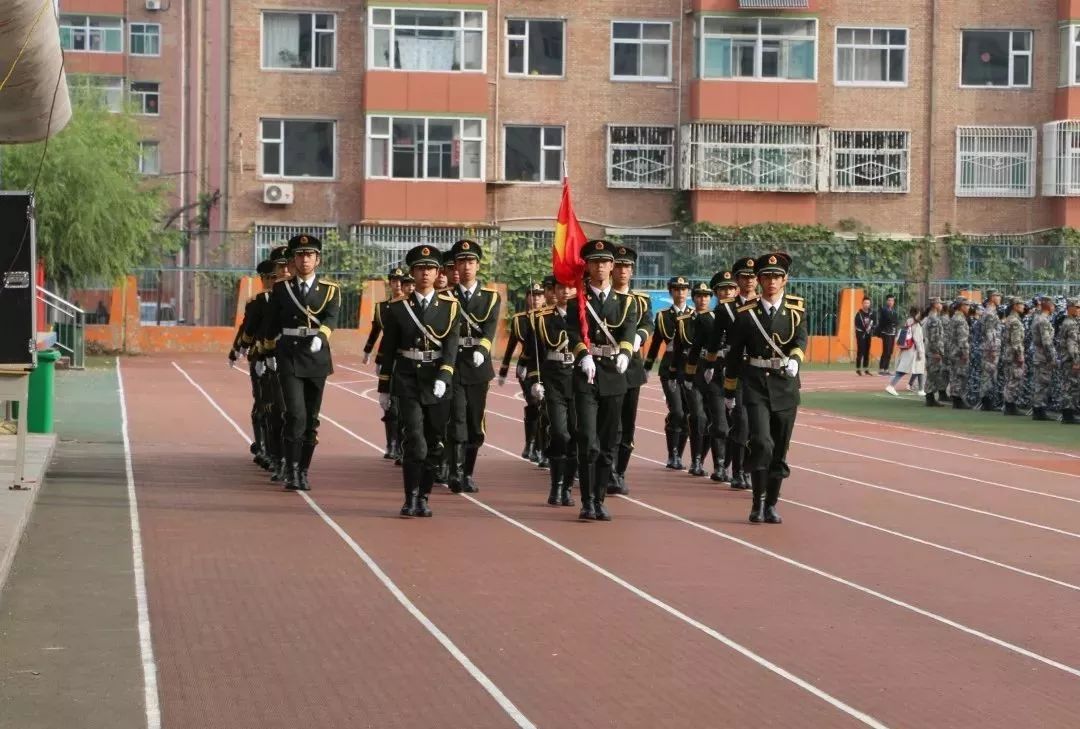 忻州师范学院2019级新生开学典礼暨军训动员大会隆重举行