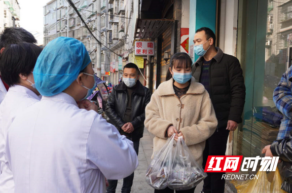 通道:中医院免费赠饮防疫中药 助力复工防疫