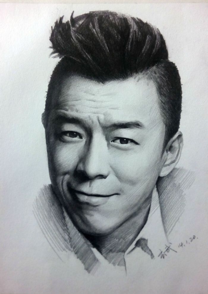 当明星照片以素描出现:杨幂佟丽娅99分,赵丽颖有点一言难尽了