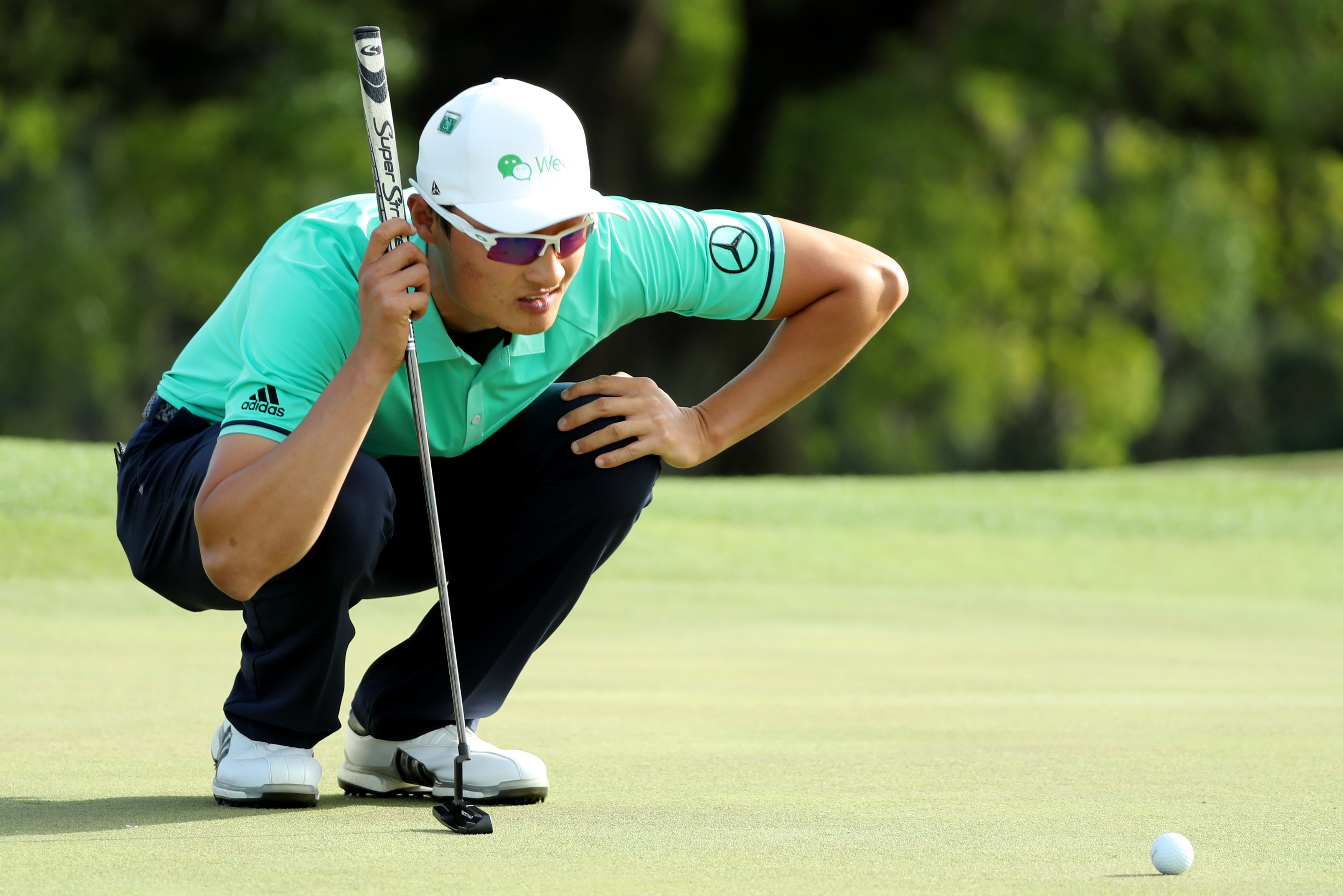 高尔夫——美国大师赛:李昊桐首轮并列第四(3)