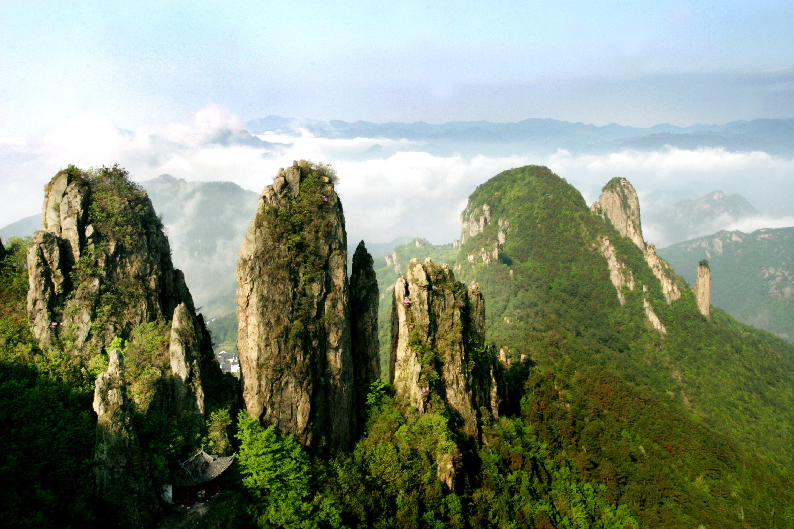 除了杭州六和听涛(六和塔),金华仙华山景区以外,这些比较著名的旅游