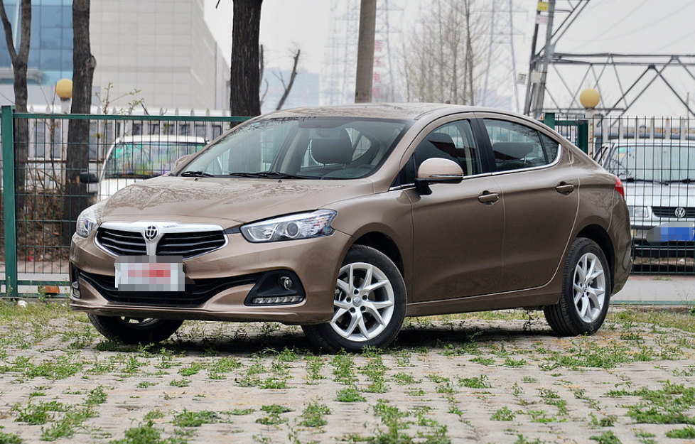 中华h3,视觉效果很棒全身设计比例很协调,气场非常足