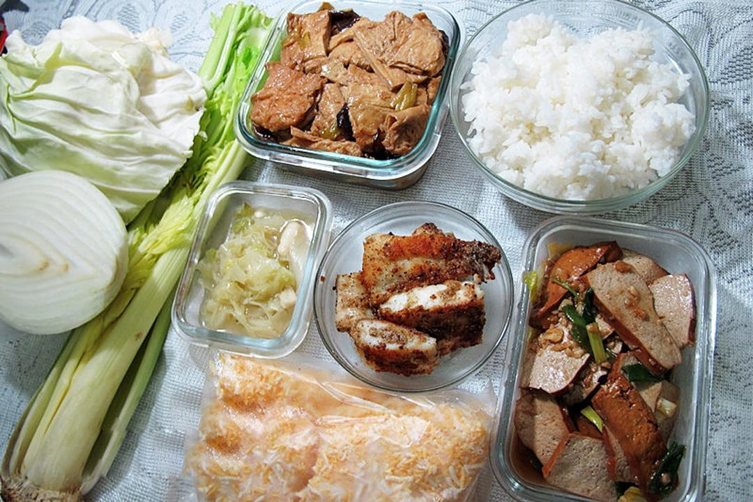 剩菜不要丢,跟我这么做,老公孩子抢着吃,简单好做,剩菜变美食