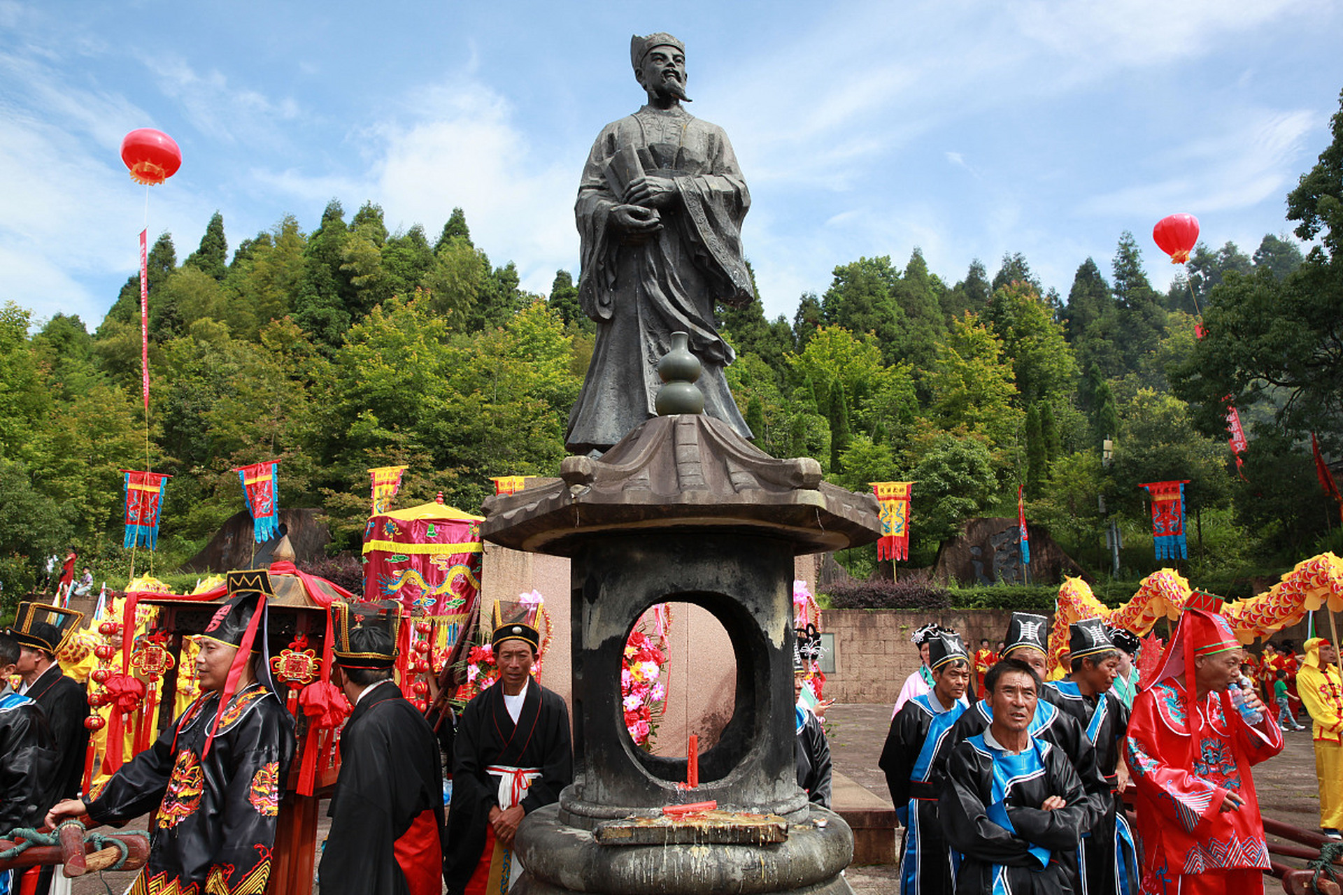 乐享周末分享吧# 刘伯温故里景区位于温州市文成县,是一个集自然竟圹