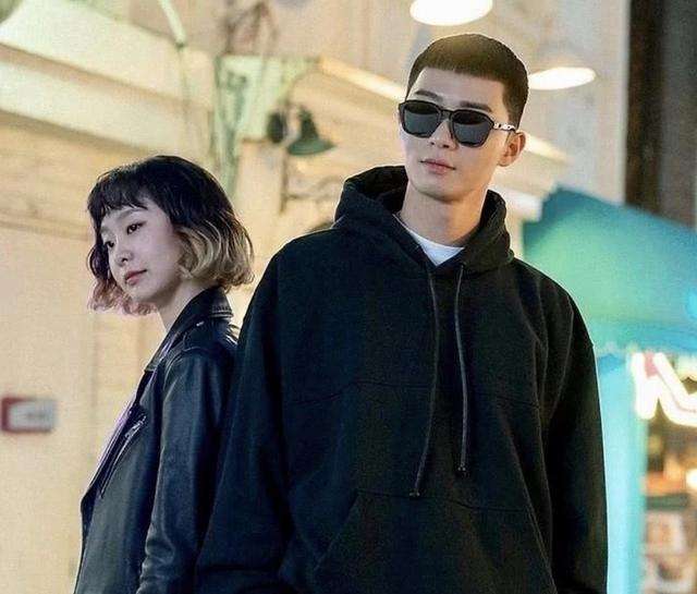 《梨泰院》朴叙俊引发公愤,金多美小可爱委屈落泪