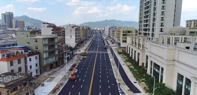 今天,除了紫云大道通车以外,城区这三条道路也传来好消息