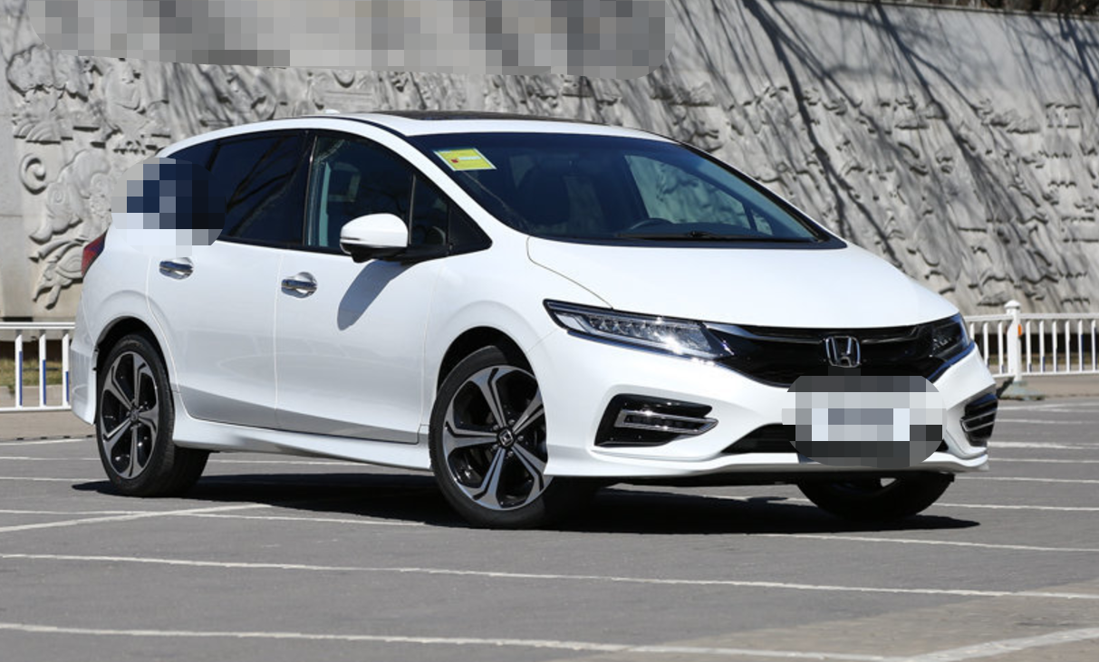 东风本田-杰德210turbo cvt豪华版,外观大气,给人的感觉很耐看