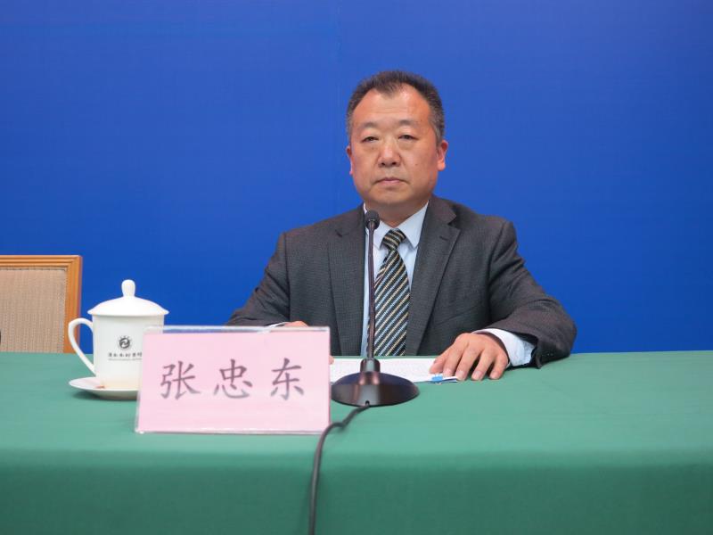 山东省林业厅林业改革与产业发展处调研员 张忠东