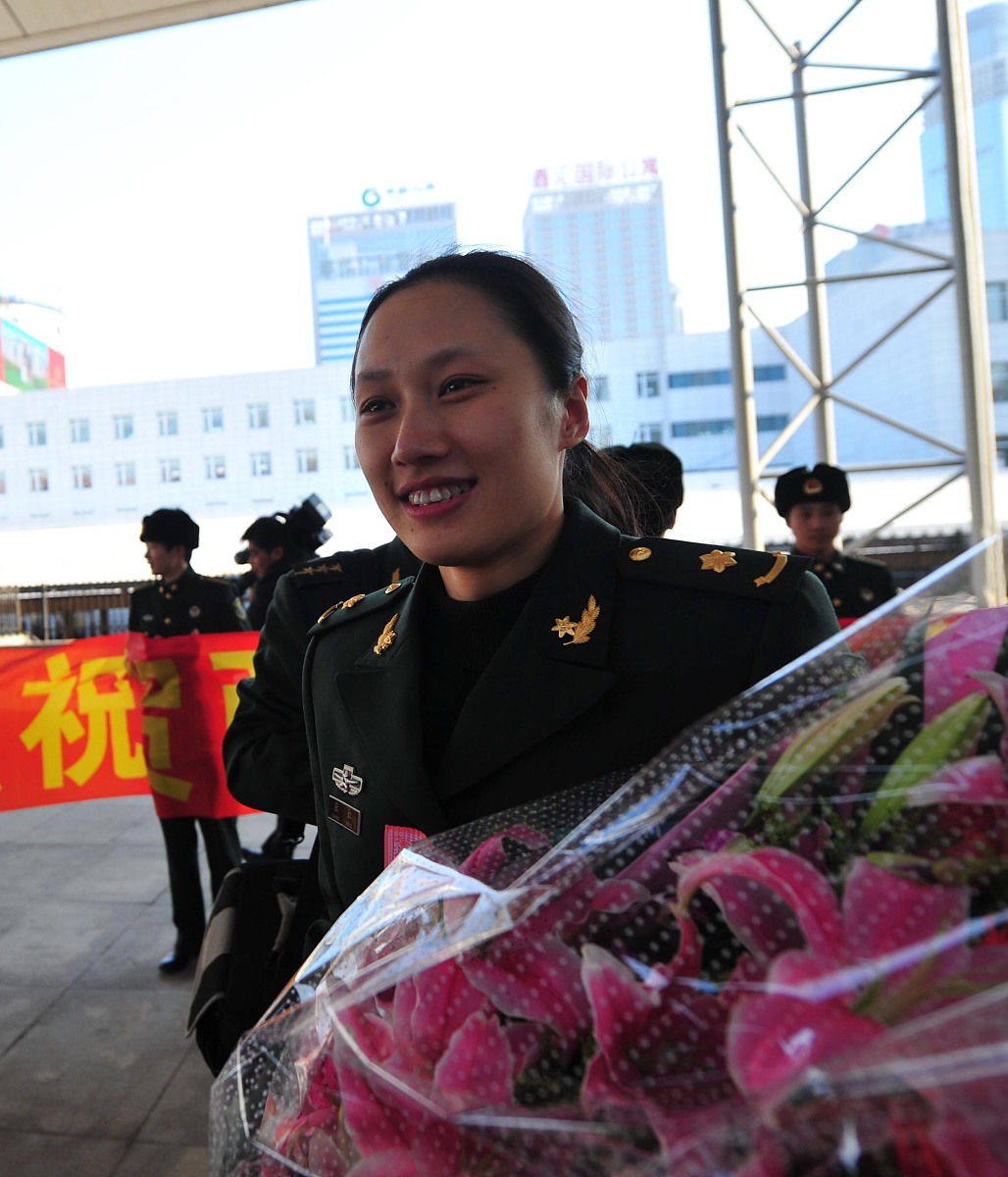 大连女交警郑琳图片