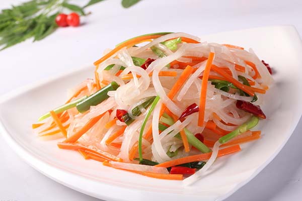 第一道:爆炒萝卜丝