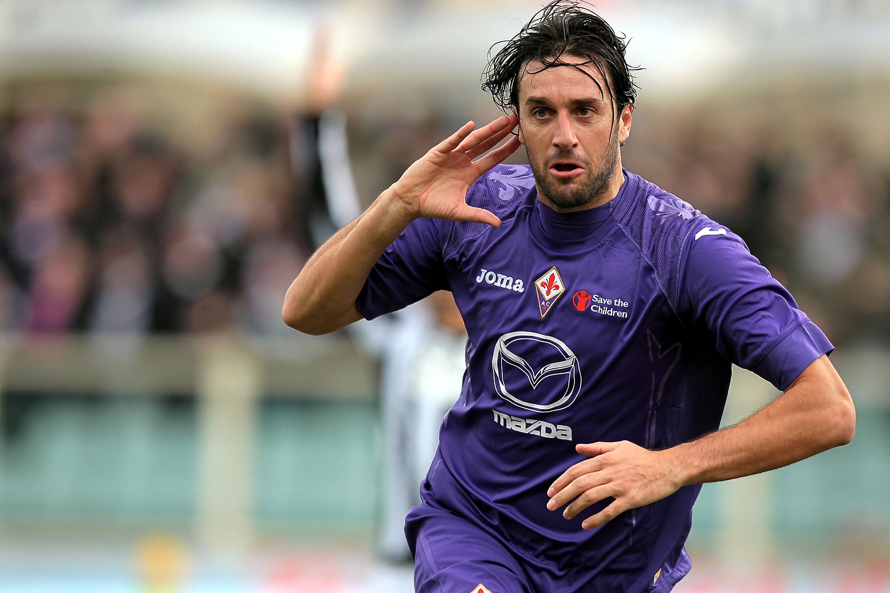 说起佛罗伦萨,你首先会想到哪个球星?