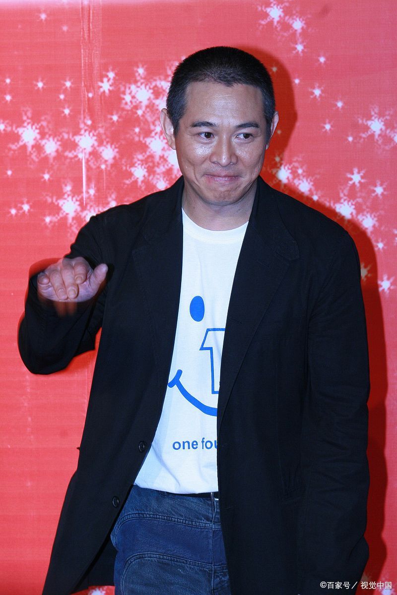 李连杰勇闯好莱坞,降低身价100万接片,可制片方却反悔说75万