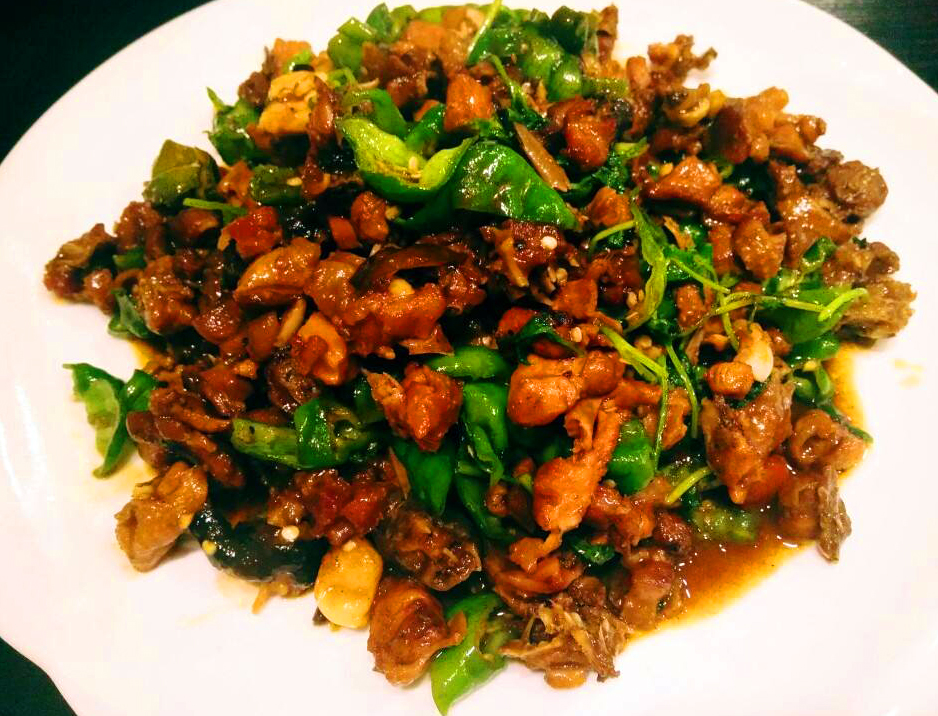 论辣子鸡,我只服滕州辣子鸡!