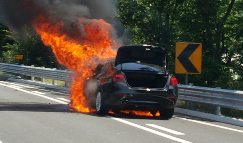 宝马欧洲召回32.4万辆汽车,存自燃风险