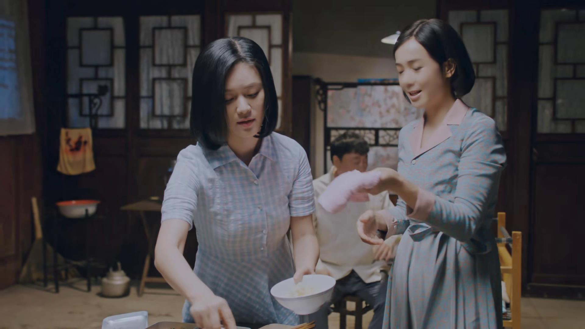 正阳门下:徐慧真输的一败涂地,范金有想踩两脚,陈雪茹劝他回头