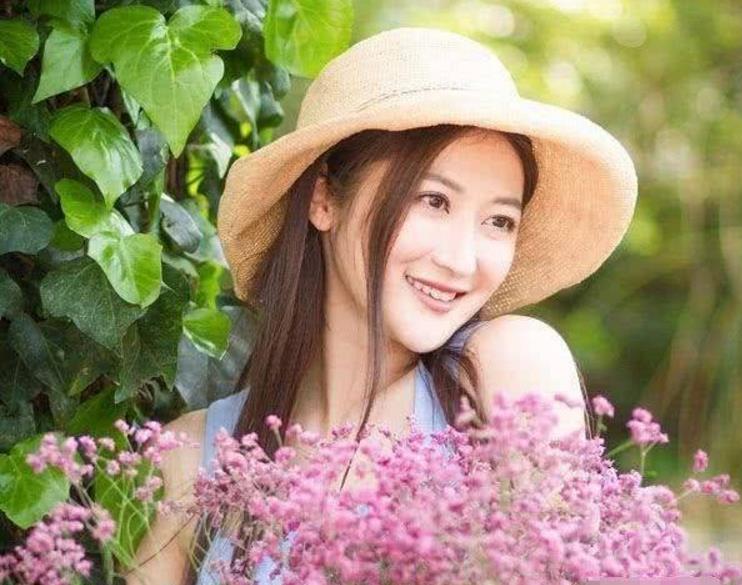 她是朱一龙绯闻女友,出道多年火不起来,今因演技太好被网友讨伐