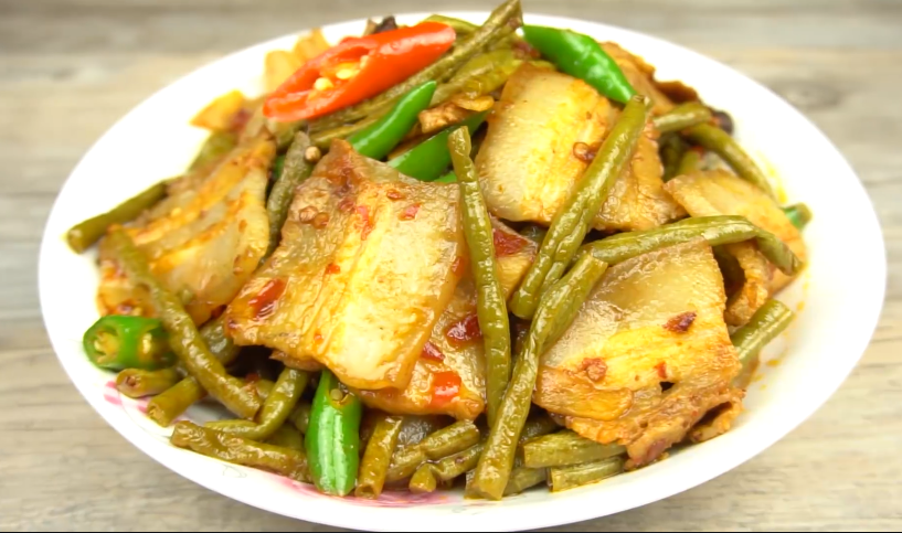 没胃口?教你一道酸豆角回锅肉,下饭又开胃,看着都要流口水啦