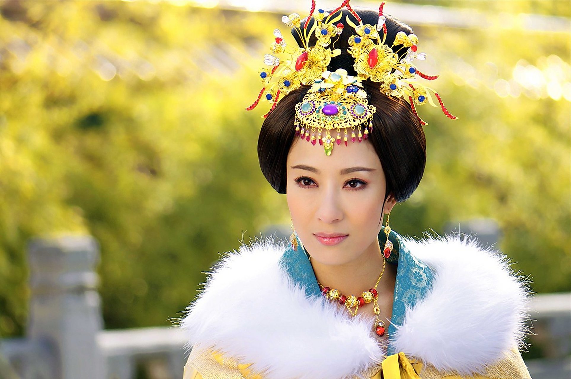 官天下,乃以位让贤; 家天下,是以位传子.