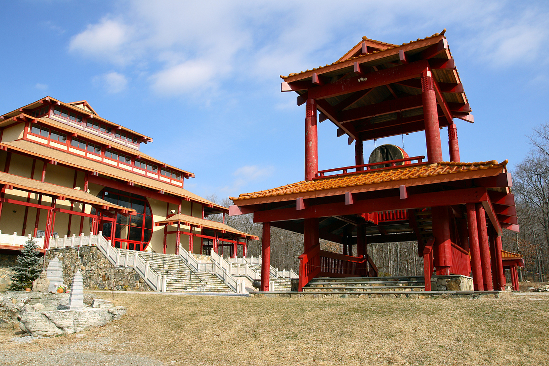 心定西再出发#定西陇西古莱坞景区位于甘肃省定西市陇西县南部,是