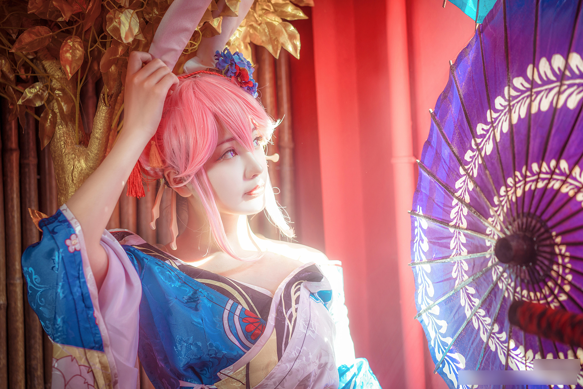 国人妹子扮演的崩坏学园角色八重樱!相当惊艳的一组cosplay作品