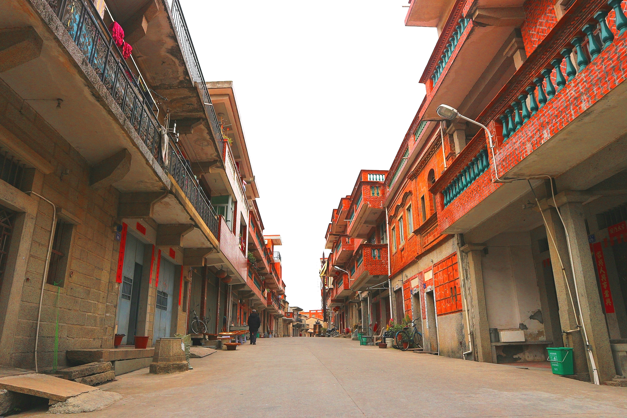 泉州洛阳桥头洛阳街,"未有洛阳桥,先有昭惠庙"