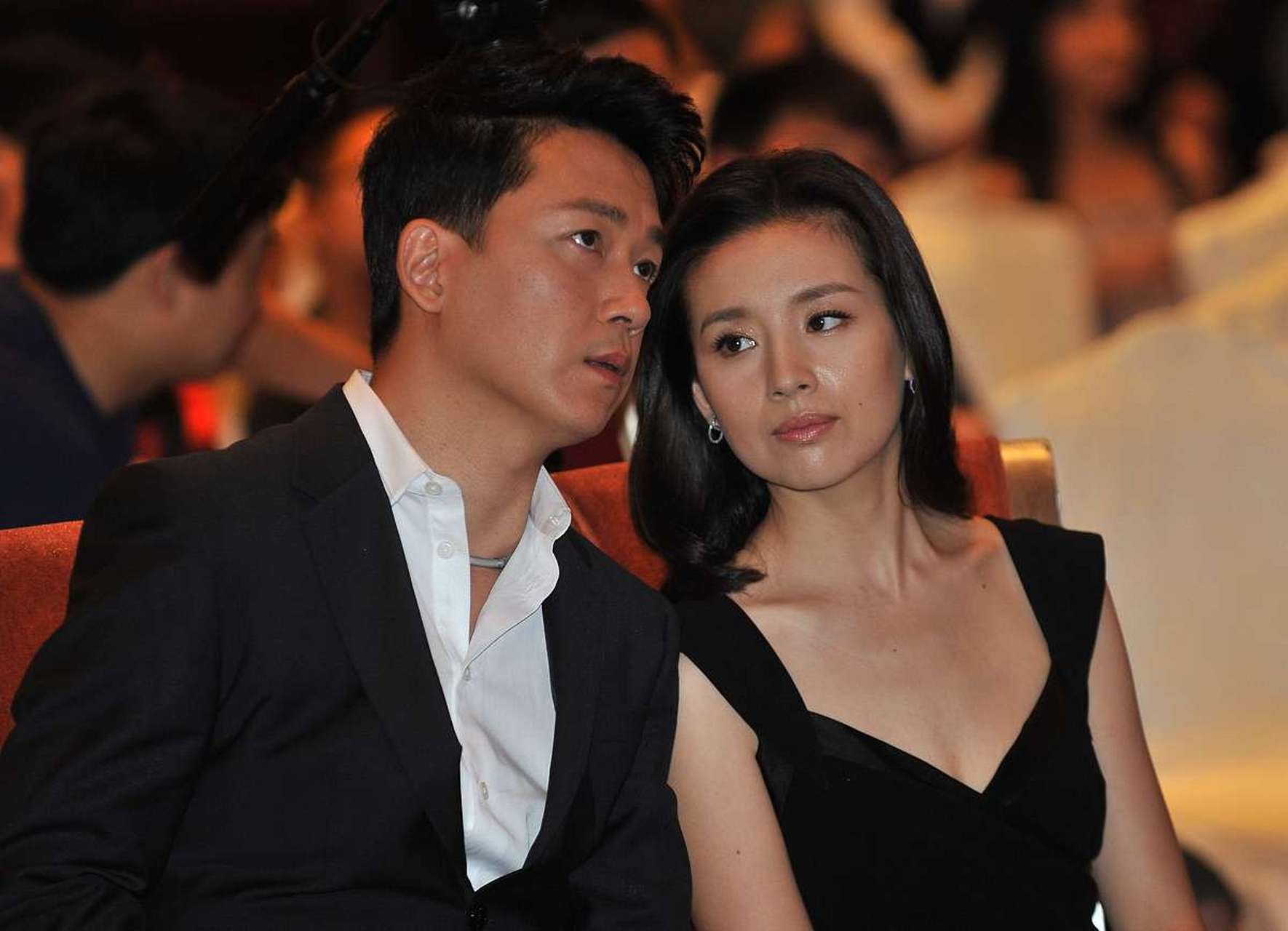 自己出轨在先,然后先发制恶人先告状,网上"抖落