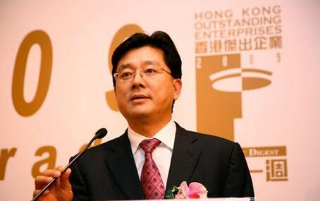 年薪2400万,赠股市值3.29亿 郝建民履新岁宝百货