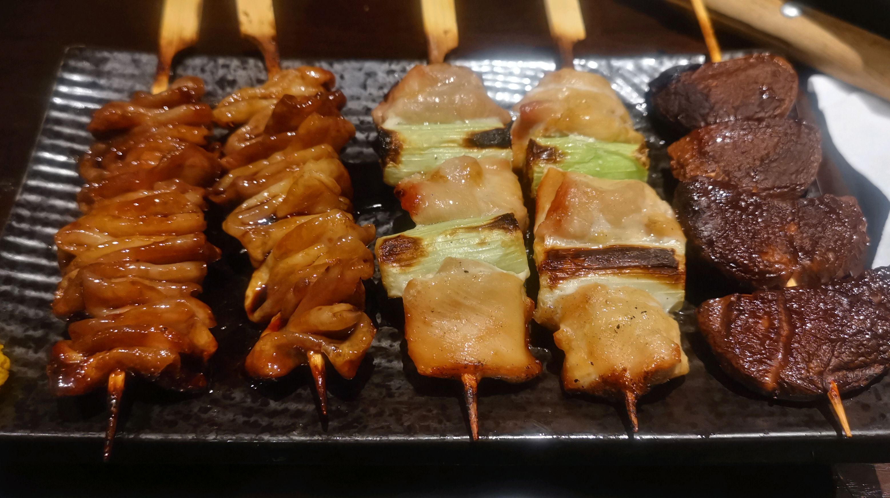 日式串烧店必备.加点柠檬汁可以解除油腻感.