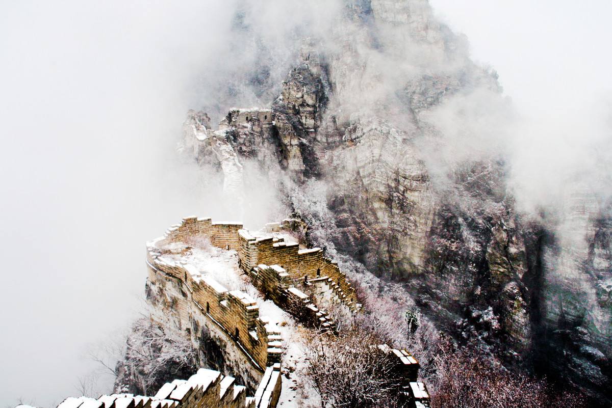 箭扣长城雪景如画