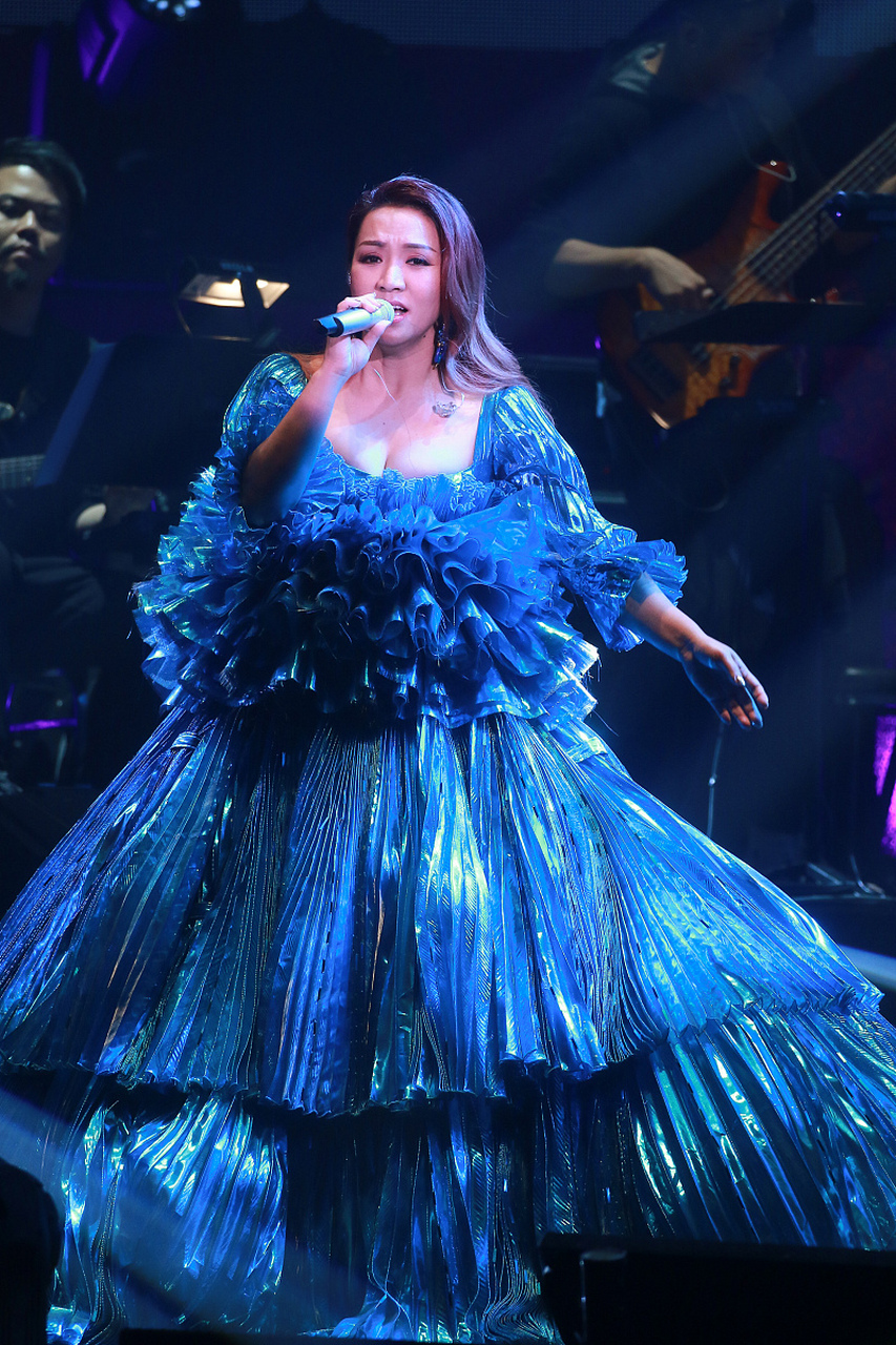 【瑞恩·李】新加坡女演员,模特,拥有美丽的外表和优秀的演技,成为